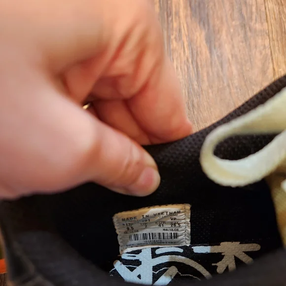 Nike Dunk Low 'Green Mandarin' Shoes - Picture 6 of 7